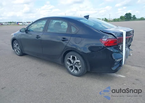 2021 Kia Forte Lxs из США, поврежденный, VIN 3KPF24AD0ME375431